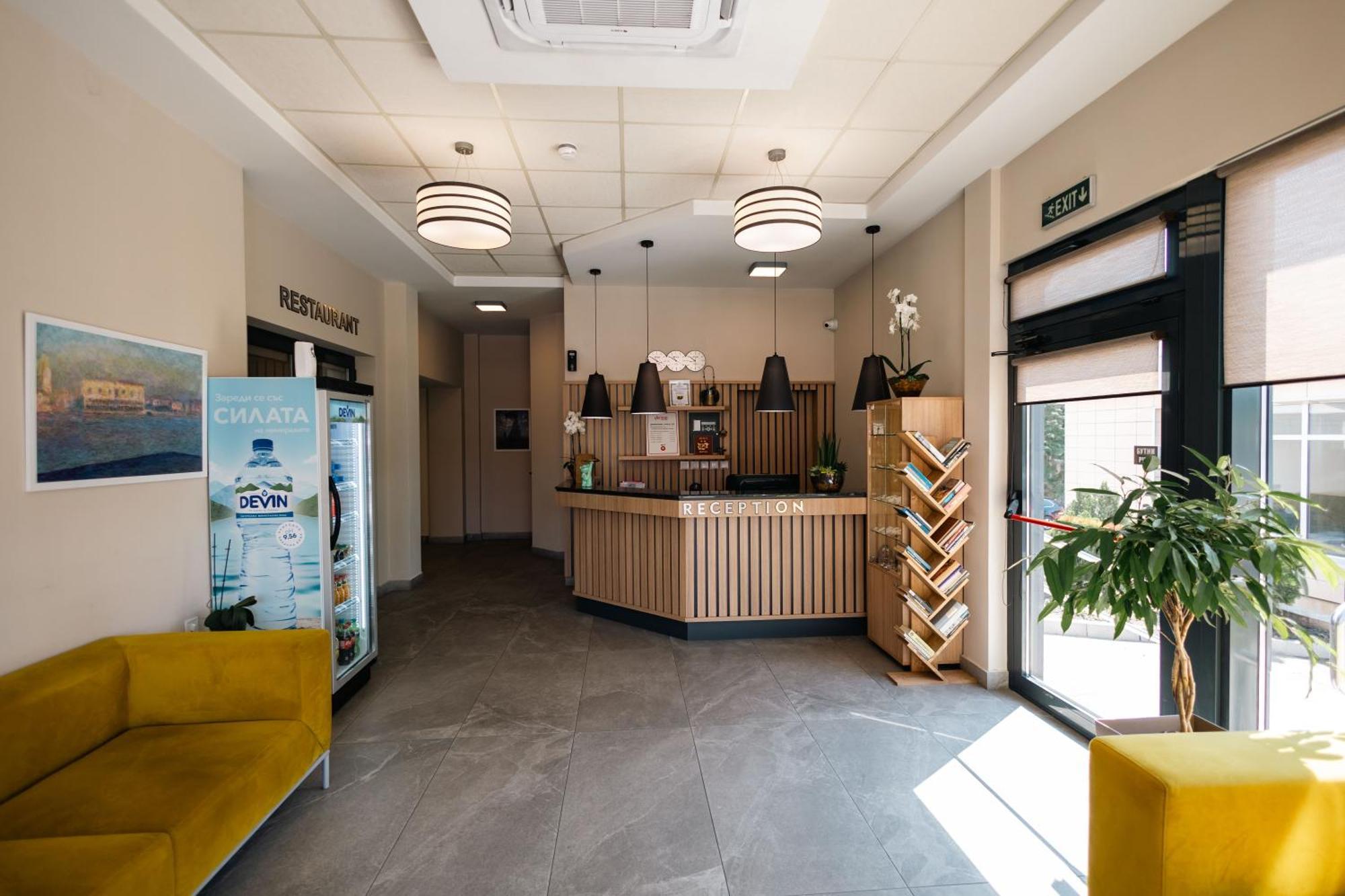 חאסקובו Hotel Verticalplus מראה חיצוני תמונה